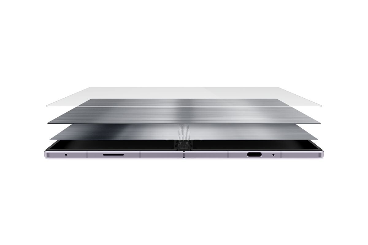 Flex Titanium นวัตกรรมหน้าจอ เสริมเกราะจอพับ Galaxy Z Fold8 ทั้งบาง เบา และทนทาน