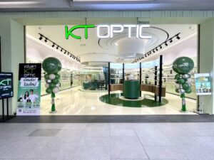 KT OPTIC ปักหมุดแฟชั่นไอส์แลนด์ สู่ ‘Vision & Eyewear Destination’ ดึง AI ตรวจสายตา ปักหมุดยึดกรุงเทพฯ ตะวันออก ดันรายได้รวมปี 69 แตะ 850 ล้าน