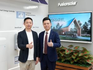 หัวเว่ย จับมือ GAC AION เชื่อมโซลาร์เซลล์บ้าน ชาร์จ GAC GN8 PHEV ขับเคลื่อน Smart Energy Ecosystem