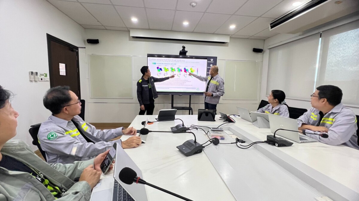 AIS เปิดวอร์รูม 24 ชม. ระดม AI-รถโมบายล์ กู้ภัยน้ำท่วมภาคเหนือ ปักหมุดคุมสัญญาณ ‘น่าน-ปัว’ ตลอดวิกฤต