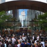 iPhone 18 Pro เปิดวันแรกสุดคึกคัก! แฟน Apple แห่ต่อคิว Apple Store centralwOrld ตั้งแต่ตี 2