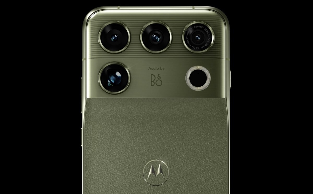 เปิดตัว Motorola Signature 27 ขุมพลัง Snapdragon 8 Elite Extreme Gen 6 พร้อมกล้องซูม Periscope 200MP และระบบเสียง B&O