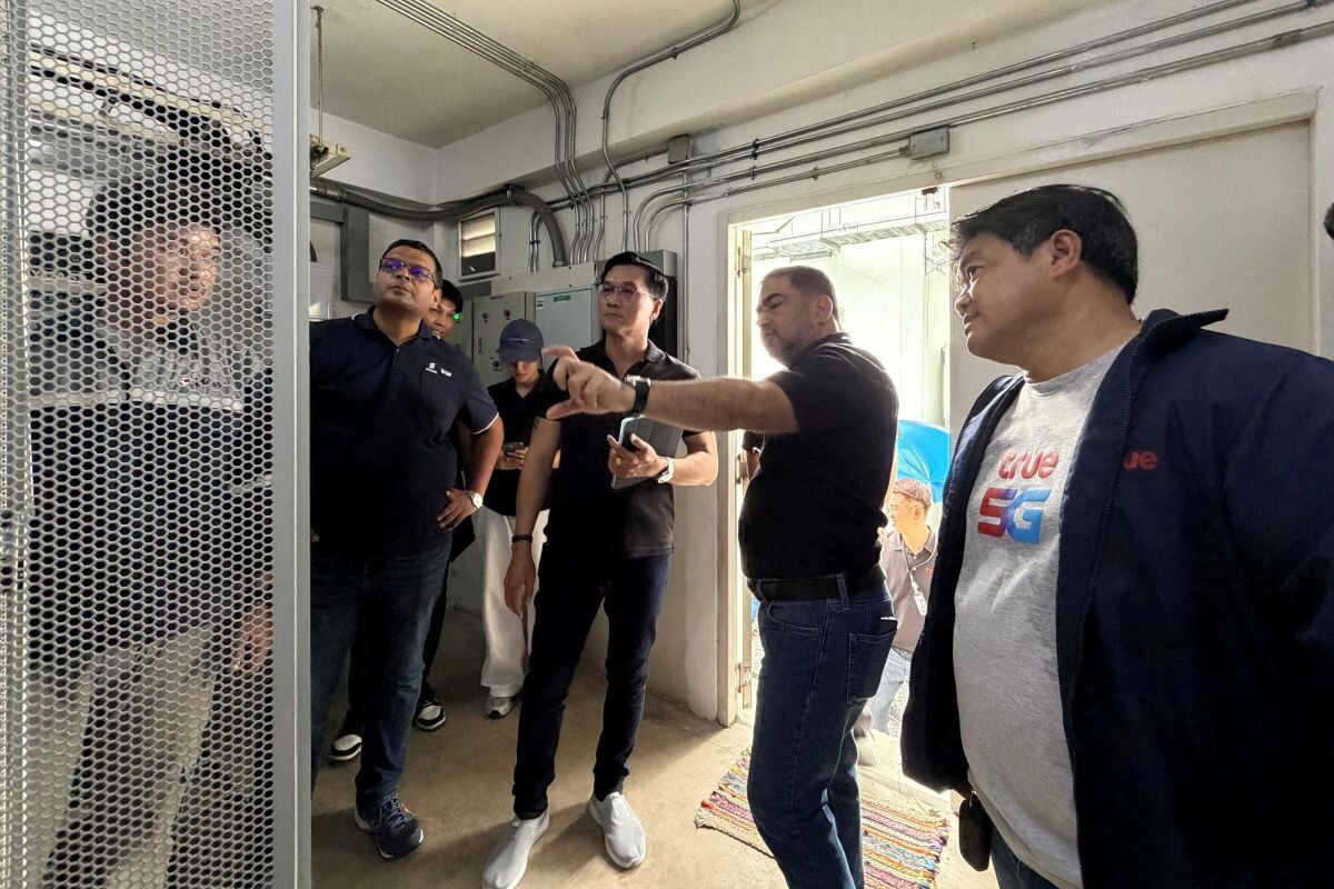 ทรู ยกระดับแผนฉุกเฉินรับมือน้ำท่วมทั่วประเทศ กั้นแนวป้องกันชุมสายหลัก จัดทีมวิศวกรคุม 24 ชม. การันตี 5G ไม่สะดุด