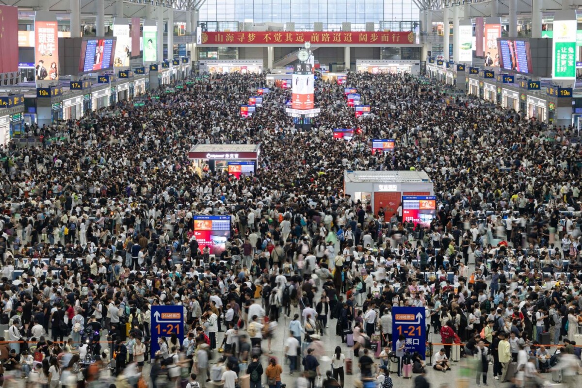 วันแรกหยุดยาววันชาติจีน คนแห่ขึ้นรถไฟทะลุ 25.2 ล้านครั้ง