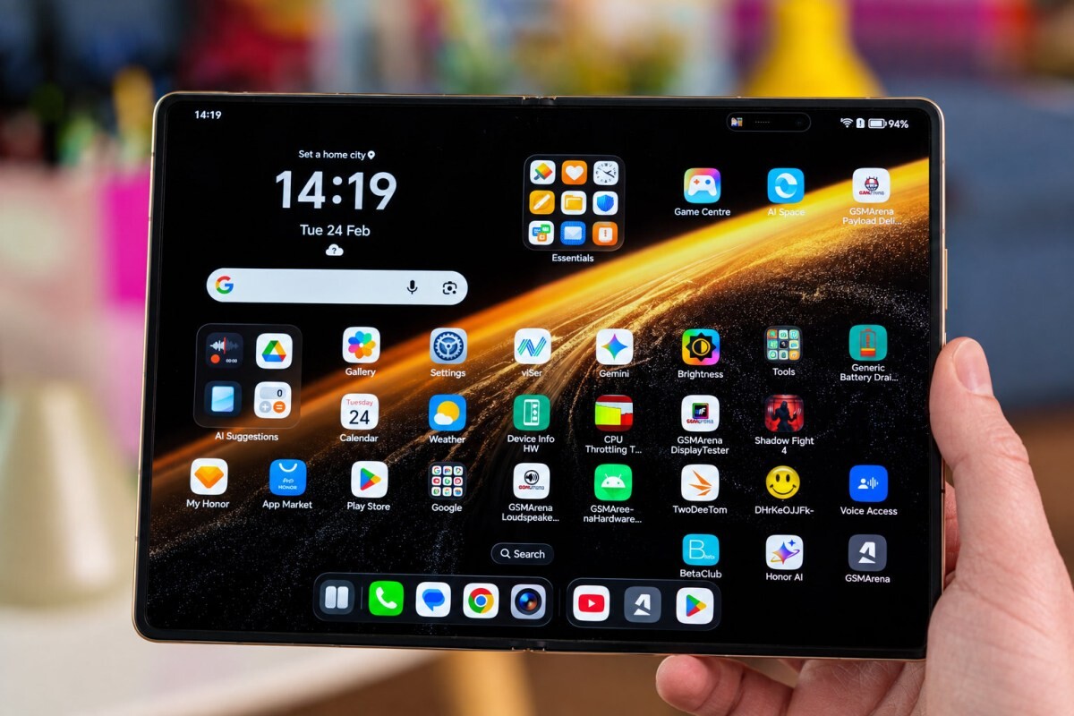 HONOR Wide Foldable จอพับสายกว้างตัวแรก จ่อเปิดตัวมกราคม 2027